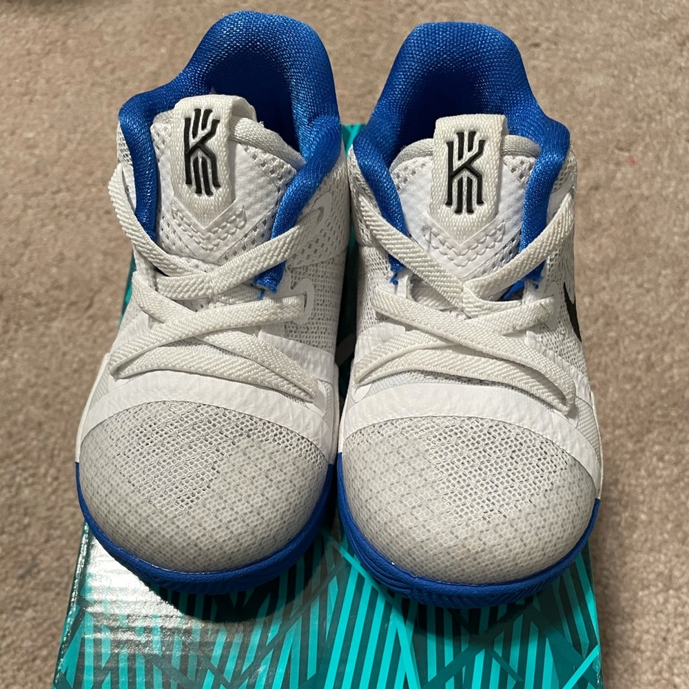 Kyrie 3
